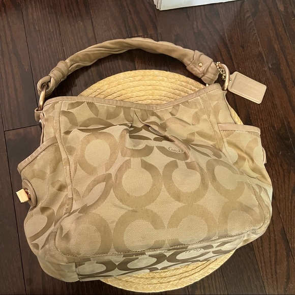 Coach Signature Canvas Leather handle Bag - Picture 4 of 13